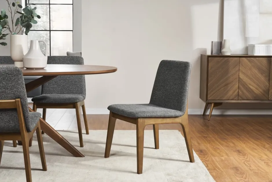 Fashion Brighton Oval Dining Table with 4 Carrie Chairs Dining Room Furniture Sets|Dining Room Sets