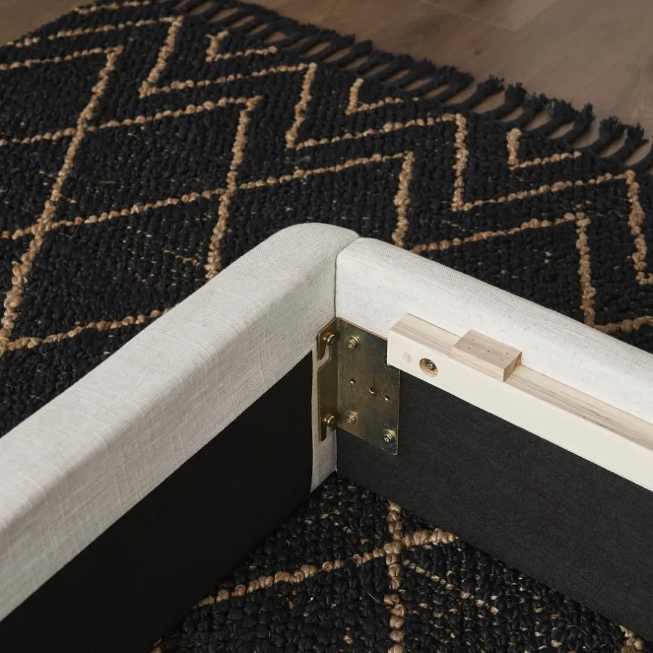 Fashion Dalton Bed Beds & Bed Frames