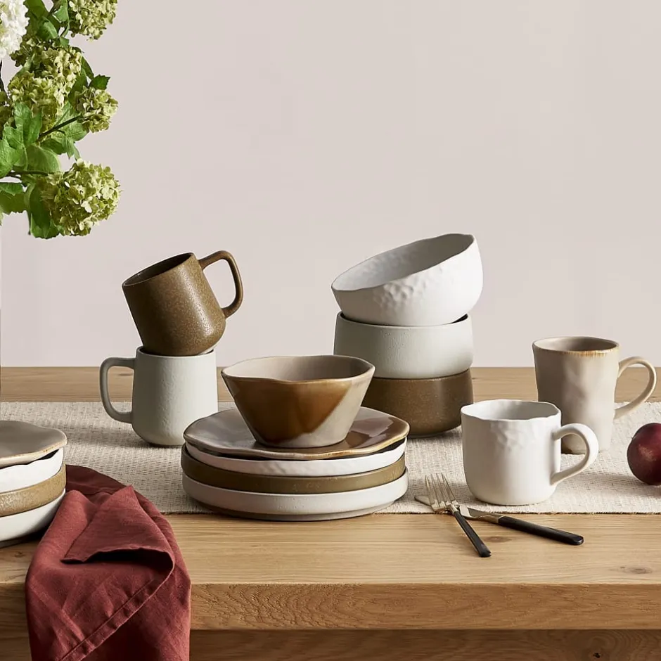 New Olivia 4-Piece Dinnerware Set Tableware|Small Dining Room Furniture