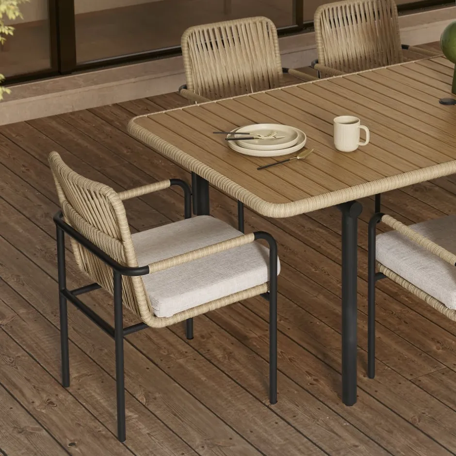 Hot Sierra Outdoor Dining Table Outdoor Dining & Bar Tables